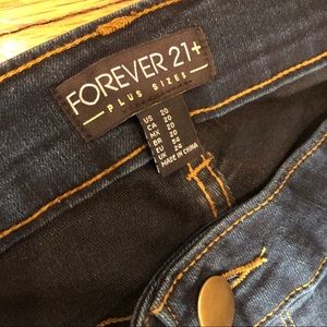 NWT Forever 21 Skinny Jeans